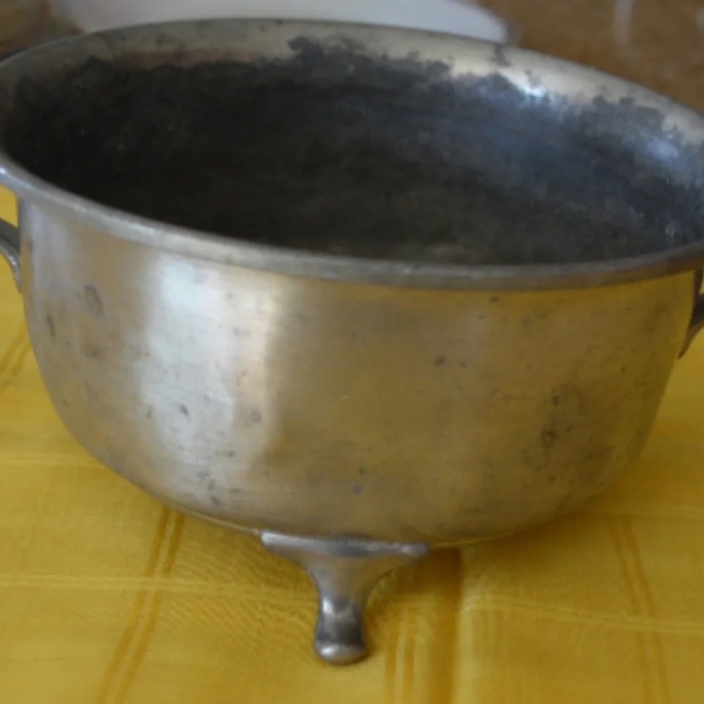 Antique-Small-Footed-Pot-Genuine-Pewter-Royal-Pewt